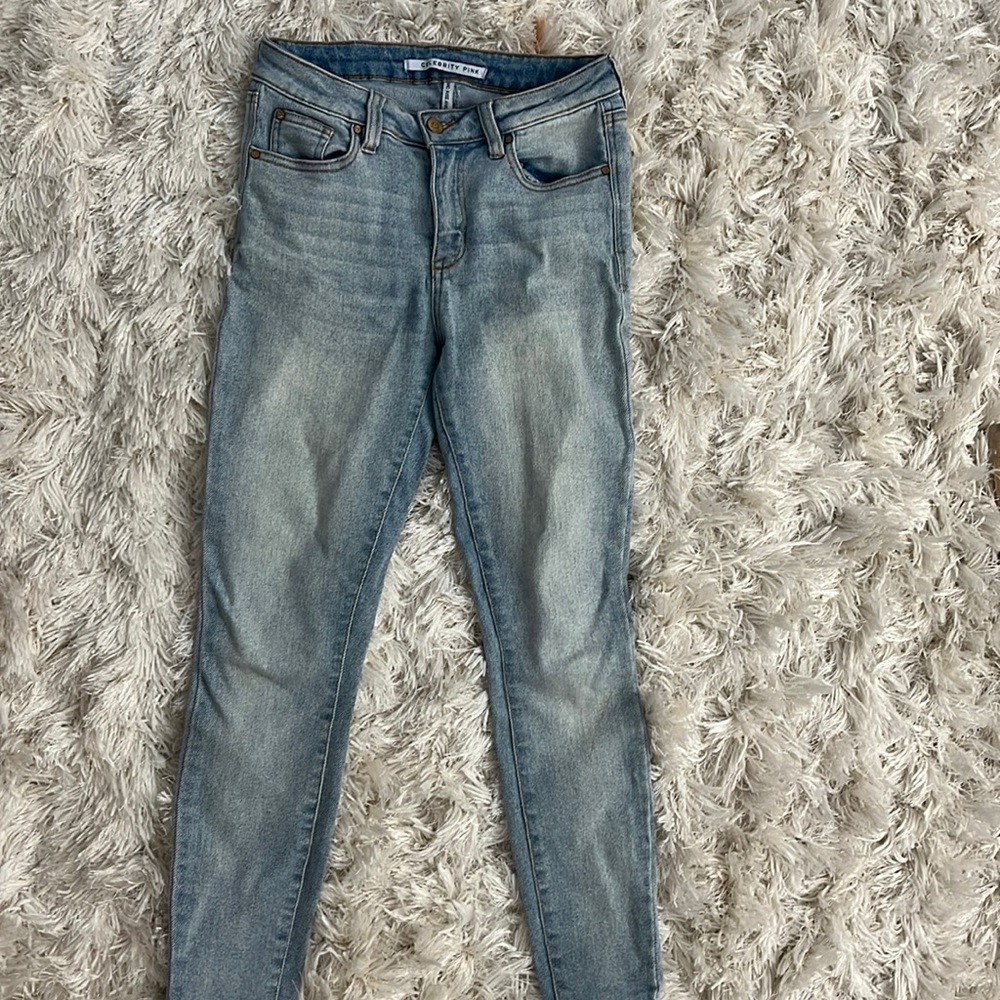 Celebrity pink Mid rise ankle skinny jeans size 5/27